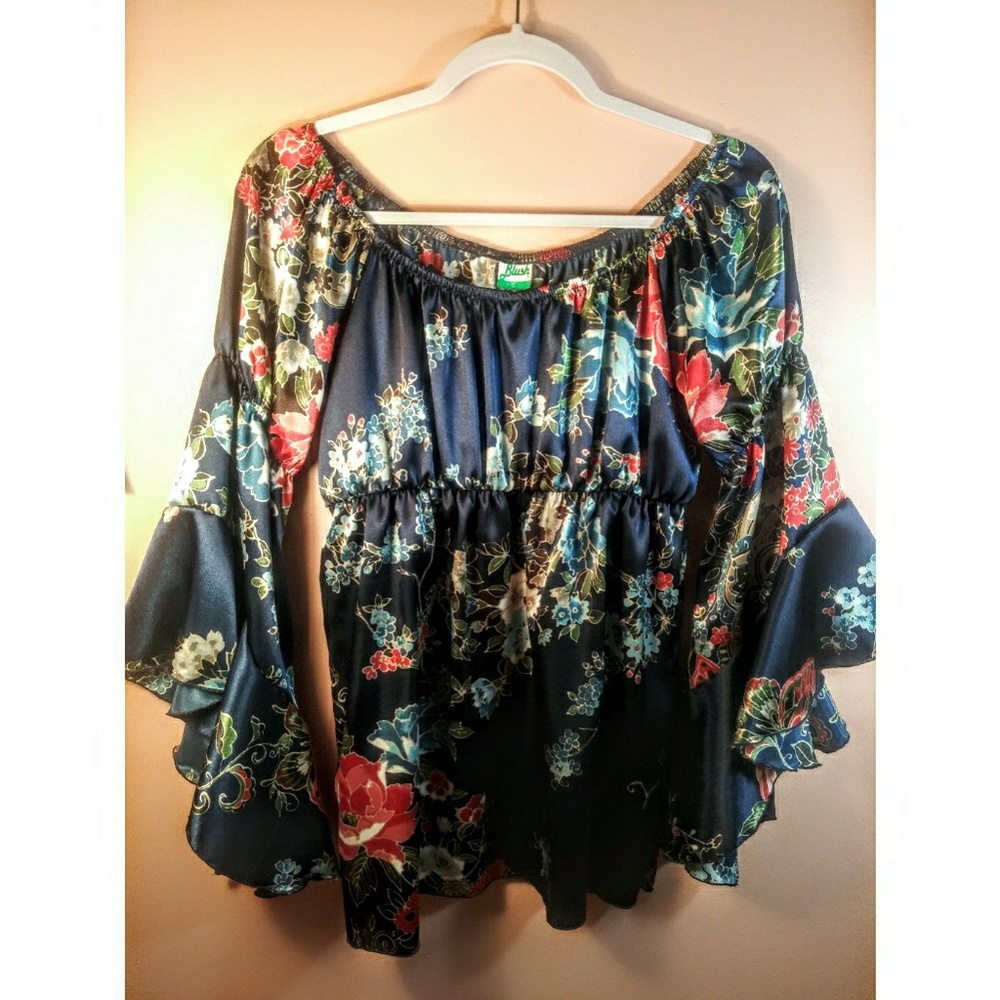 Blush 100% silk blouse size S